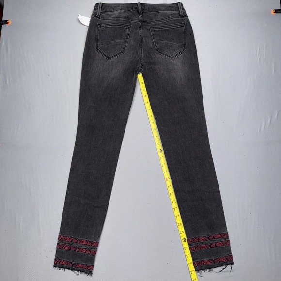 NWT Driftwood Jackie Women's Embroidered Snakeskin Black Denim Jeans Size 25 - Picture 7 of 9